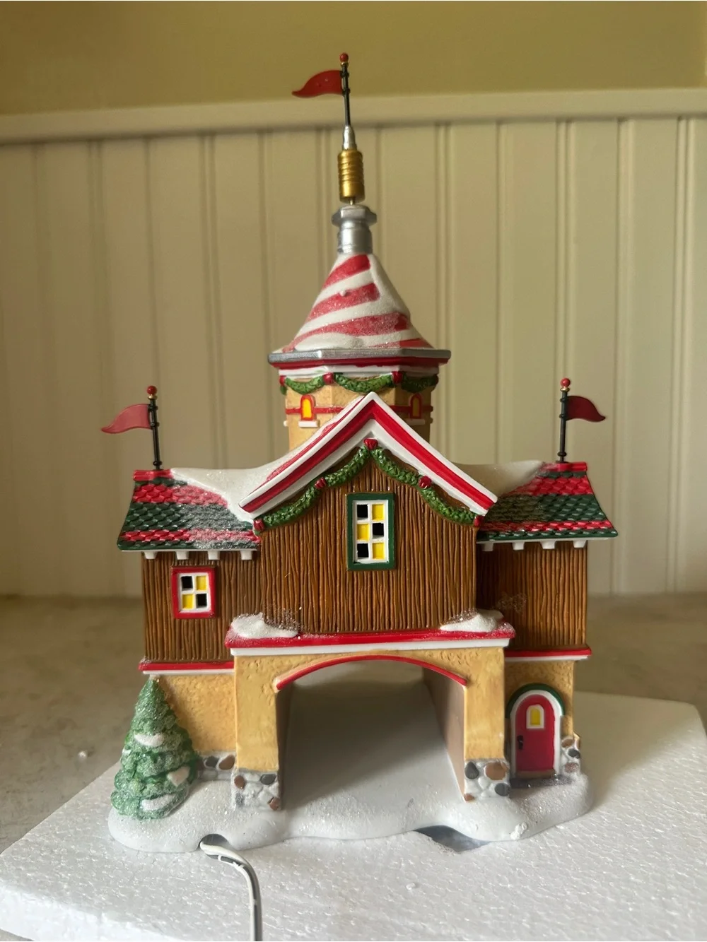 Department 56 Disney Cars North Pole Rally Center North Pole Series Lighted 2011